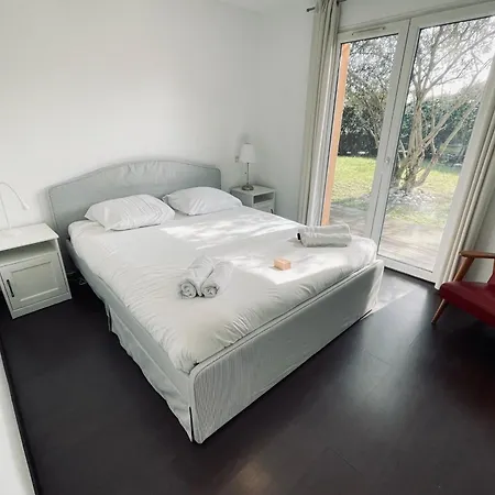 Ferienhaus Spacious House With Large Garden And Swimmingpool Toulouse